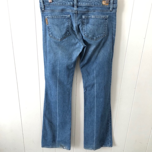 PAIGE Laurel Canyon l Sz 31 l Lightly Distressed Bootcut Jeans - Picture 4 of 12